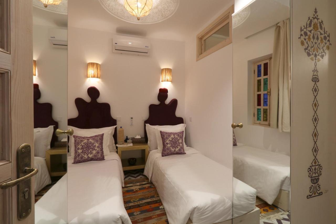 Riad Wazani Square & Spa Bed & Breakfast Marrakesh Room photo