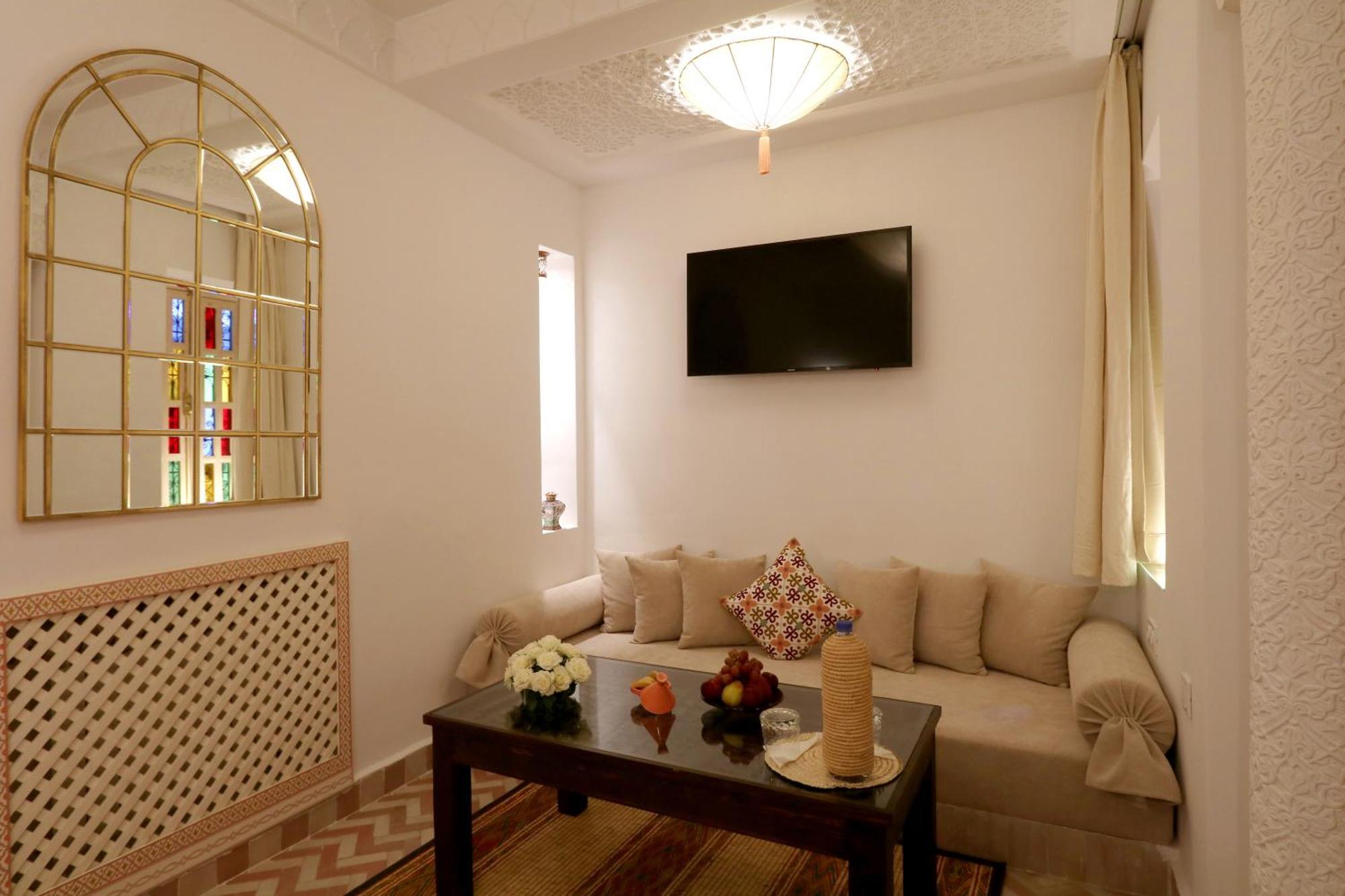 Riad Wazani Square & Spa Bed & Breakfast Marrakesh Room photo